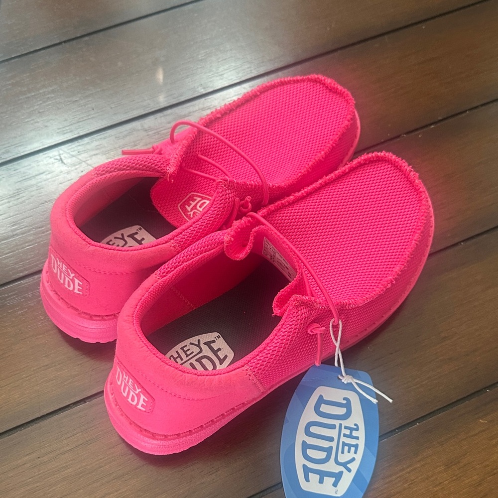 Hey Dude Wally Youth Funk Mono